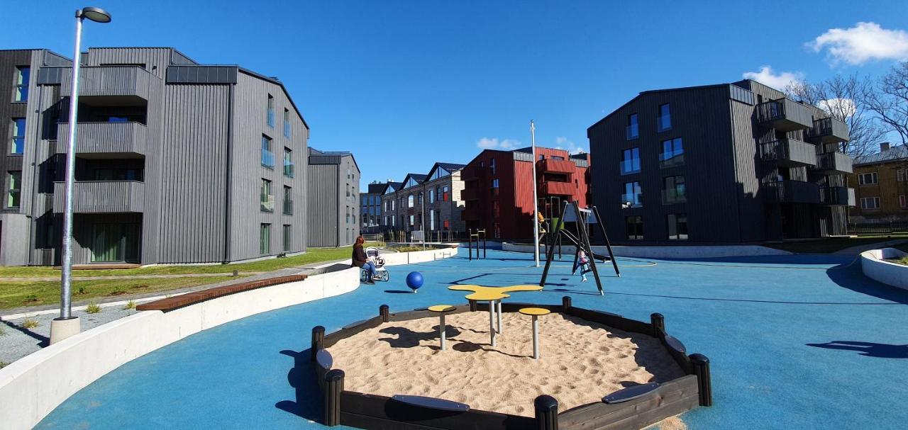 Dream - Brand New With Balcony & Free Parking